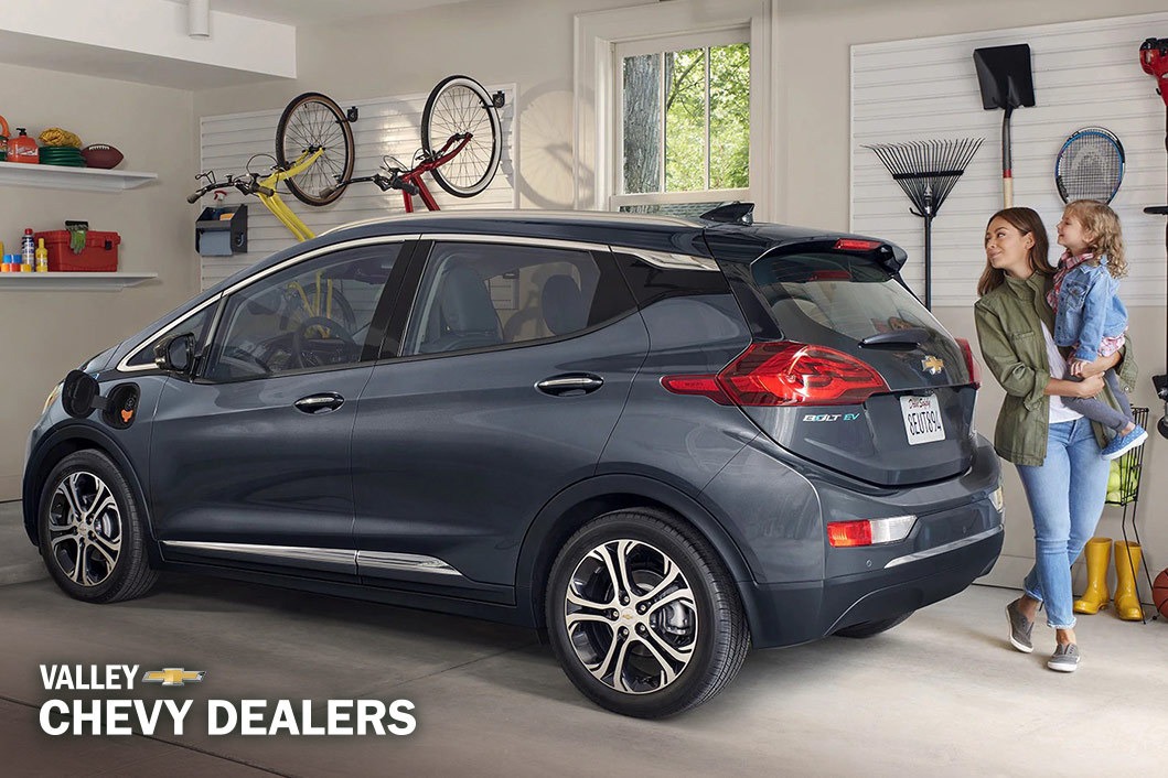 Electric Cars vs. Hybrids: How Much Do They Cost? Arizona | Valley Chevy