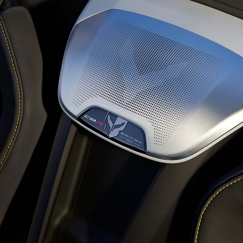 Featured-More-Content-Taller_0002_22-Corvette-H2-High-powered and highly intelligent