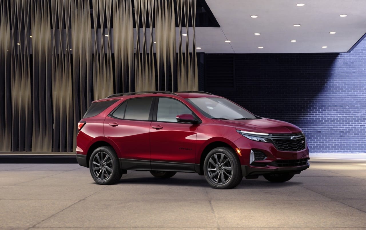 2022 Chevy Equinox LT vs Equinox RS Valley Chevy Dealers