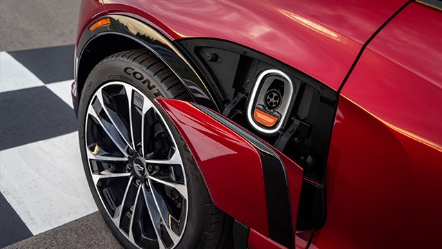 2024-blazer-image gallery-5