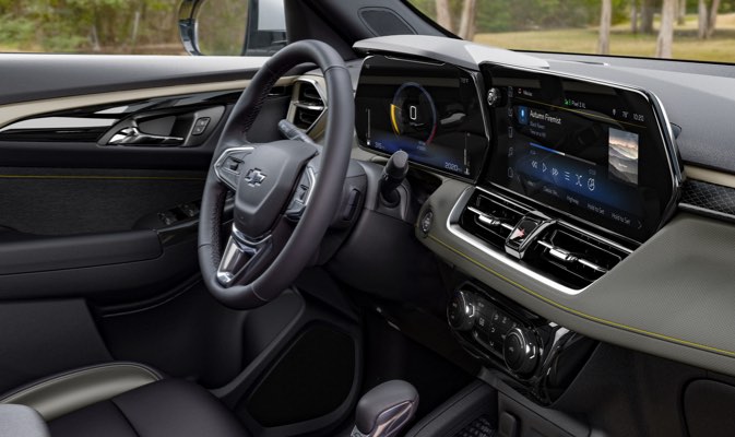 TRAILBLAZER INTERIOR