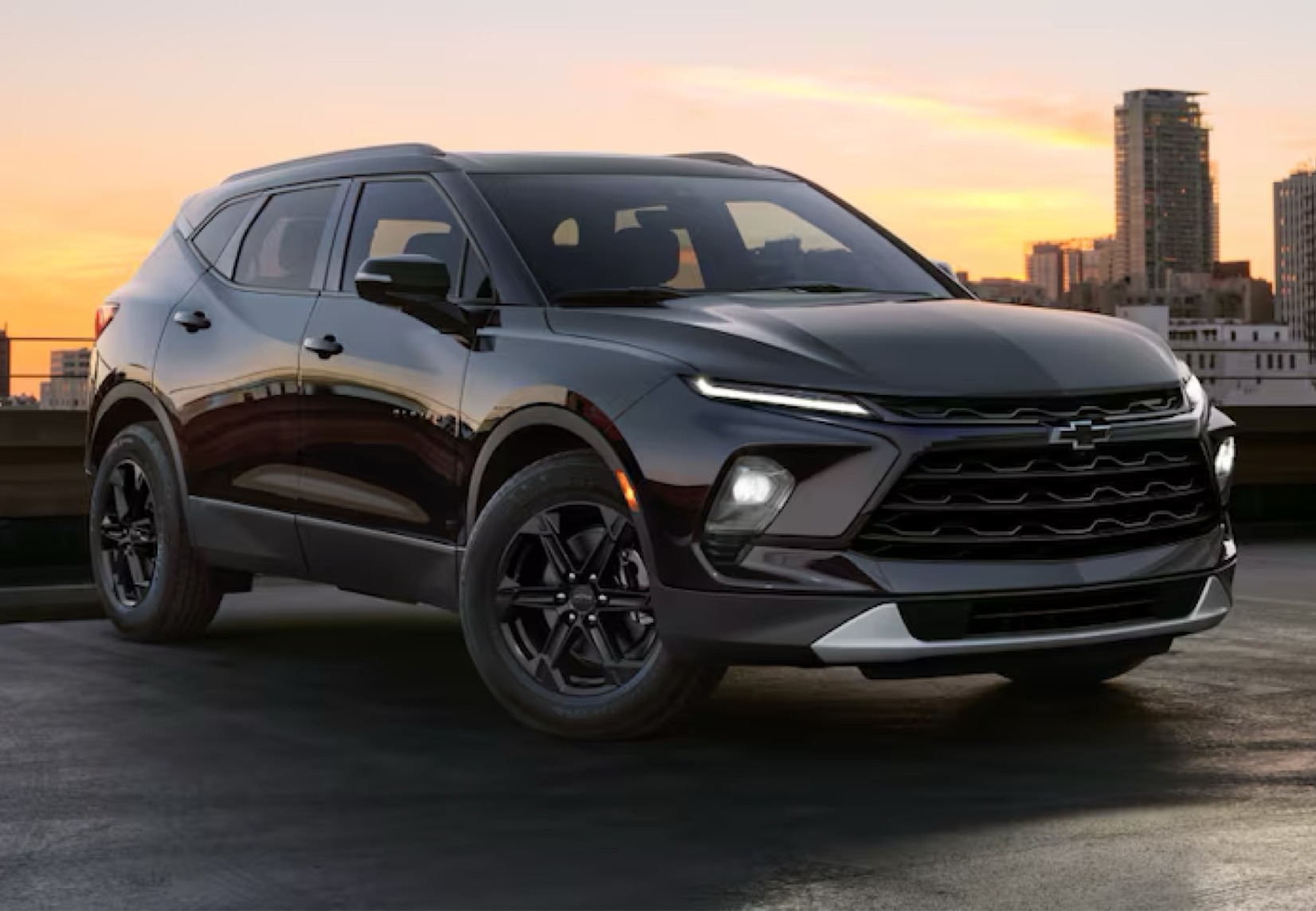 25Blazer 1 Left Image@2x