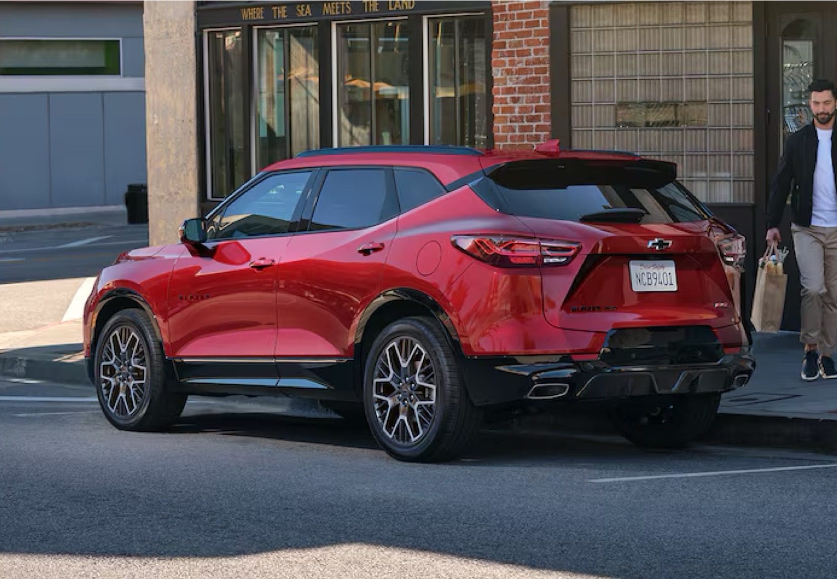 25Blazer 3 Right Image@2x