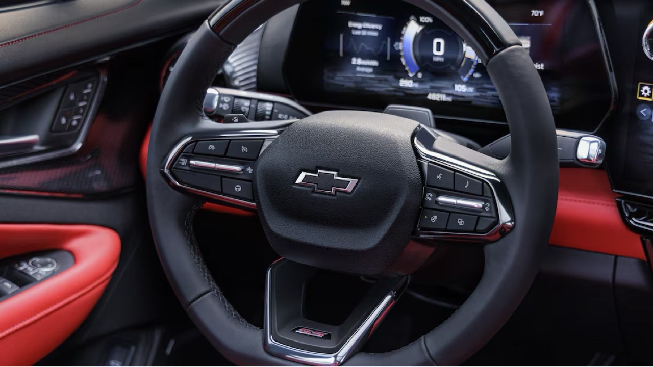 25BlazerEV gallery2@2x