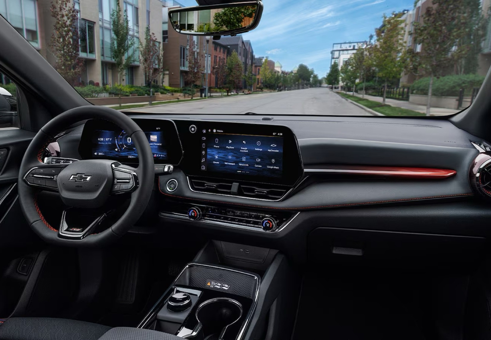 25Equinox 3 Left photo@2x