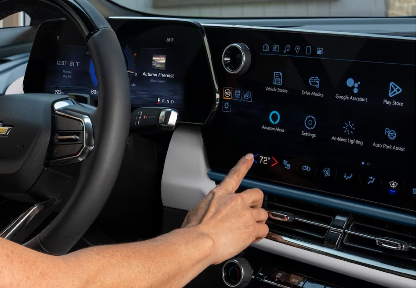 25EquinoxEV 4 Right Image@2x