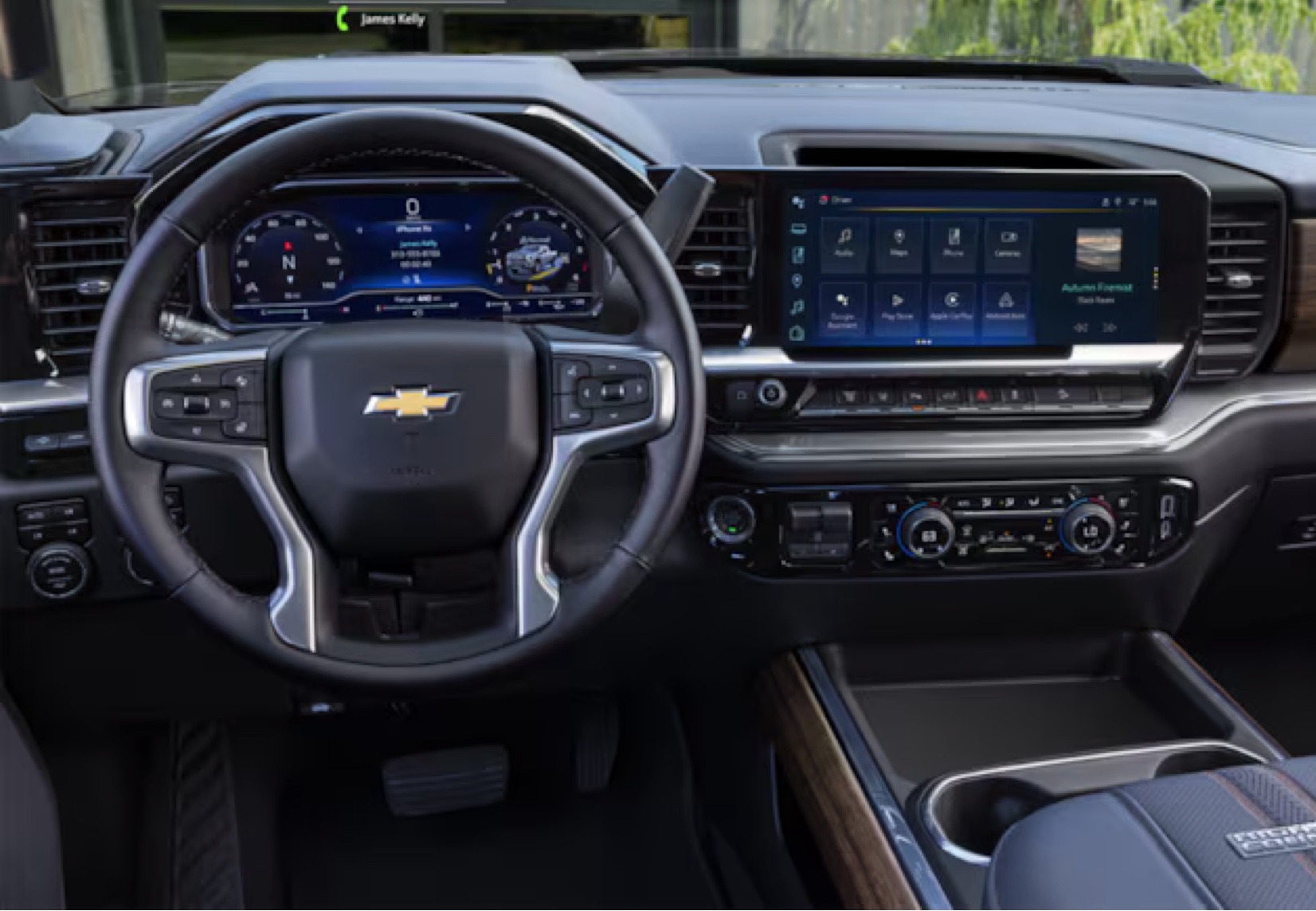 25SIlverado2500HD 2 Right Photo@2x