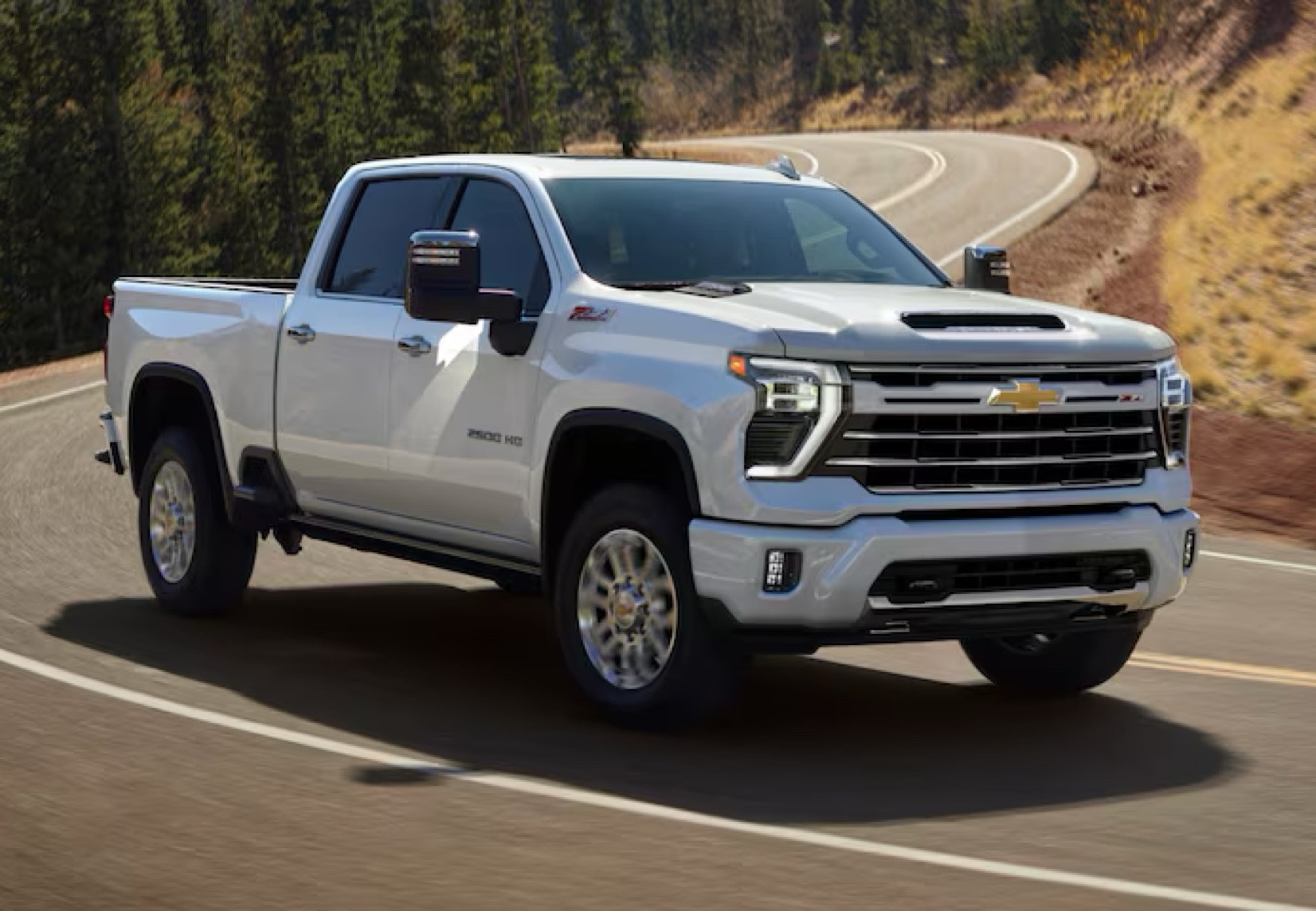 25SIlverado2500HD 3 Left Photo@2x