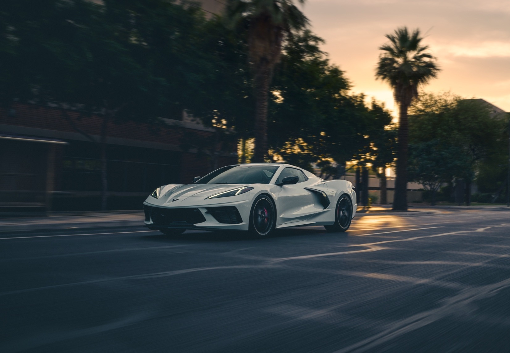 25Stingray 4 Right Image@2x