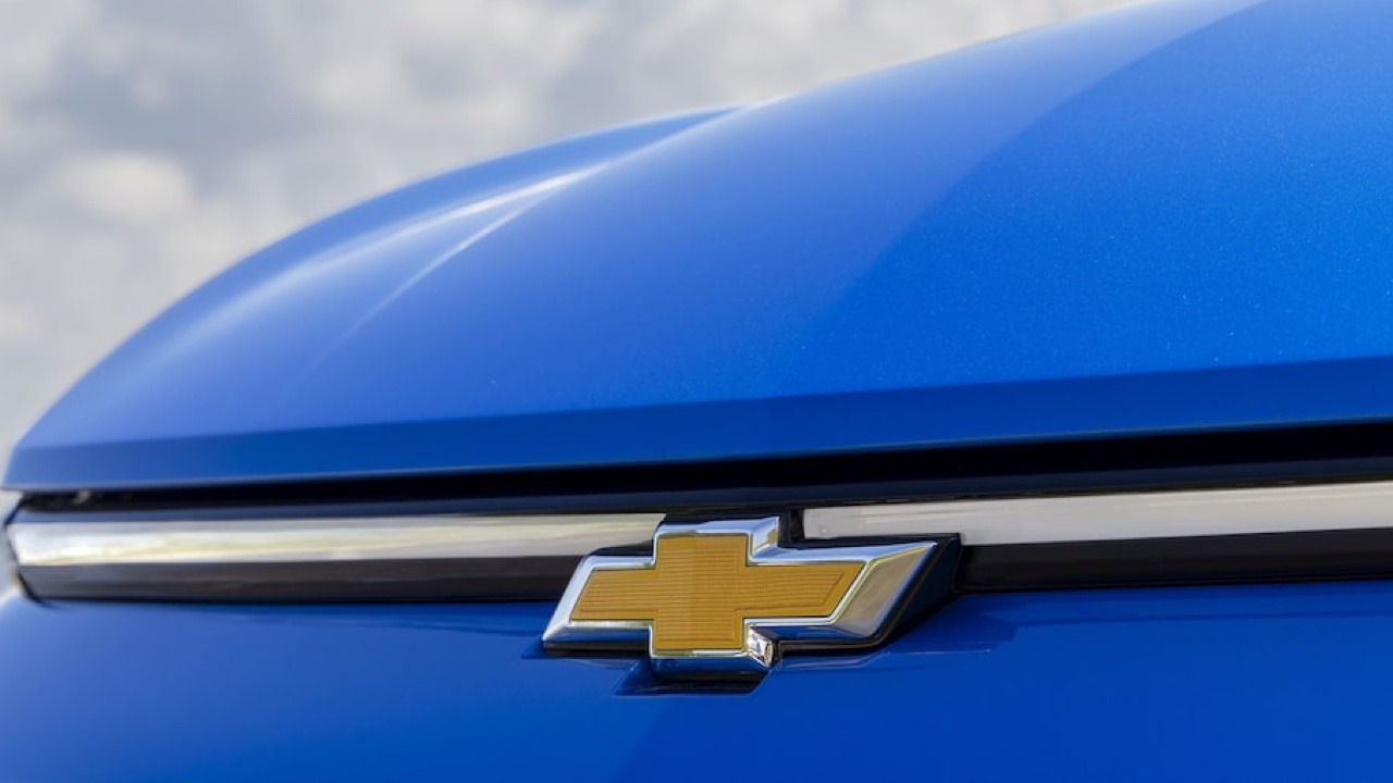 26 Equinox EV Front Grill
